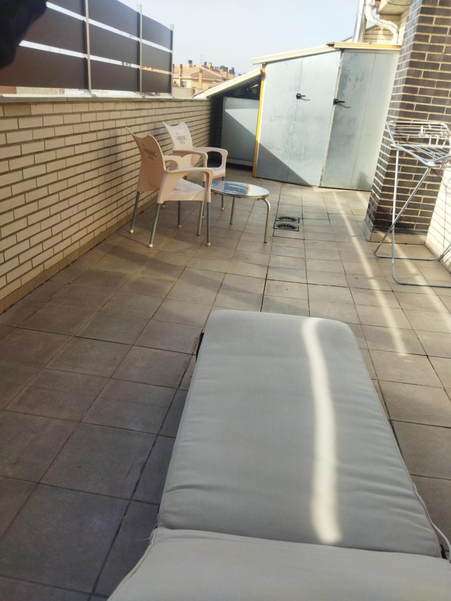 Atico Entero Con Habitacion En コレージャ エクステリア 写真