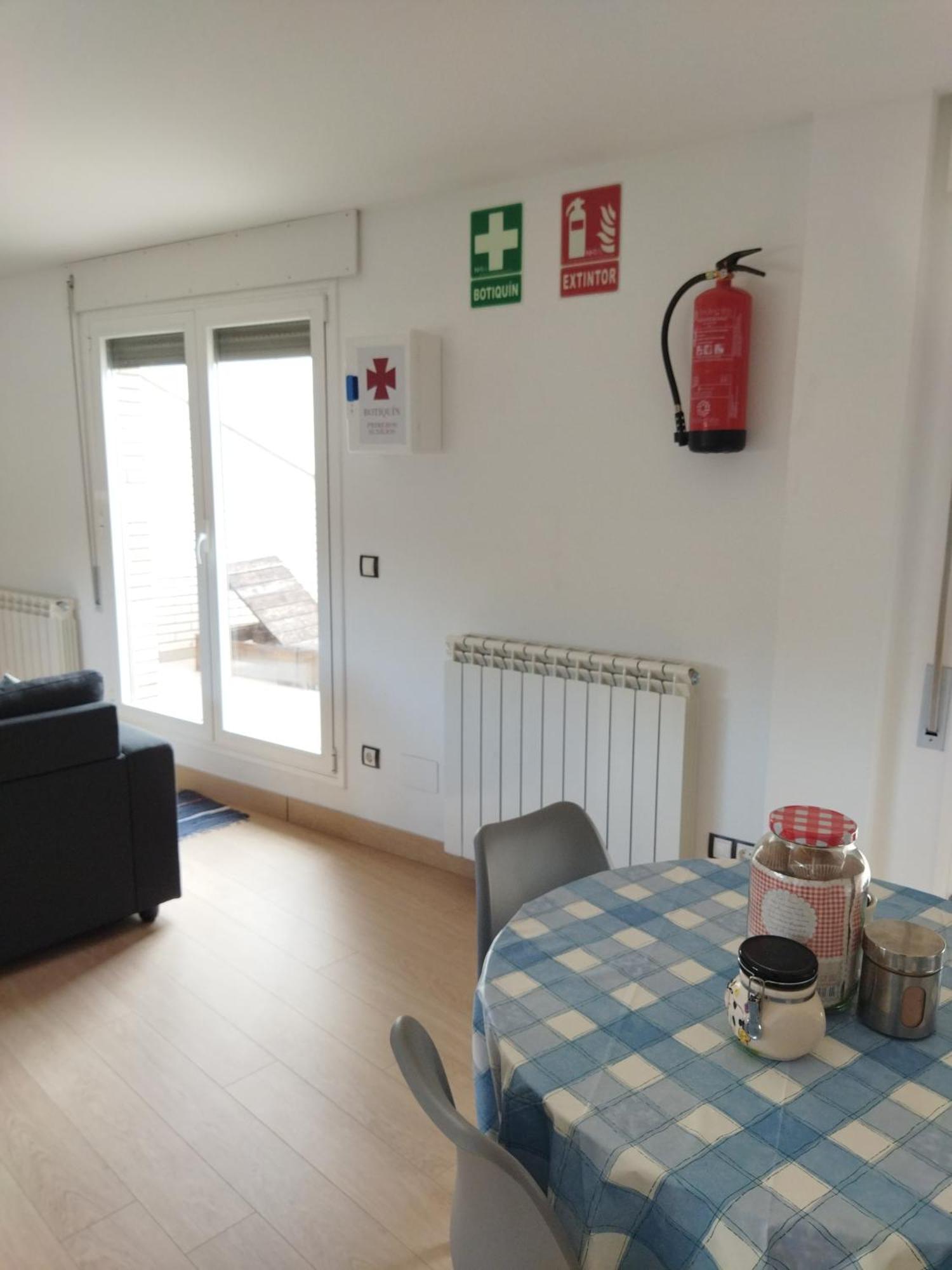Atico Entero Con Habitacion En コレージャ エクステリア 写真